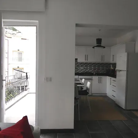 Franklin Apartm